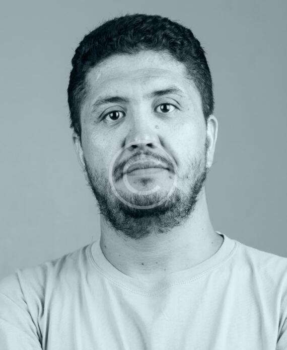 Portrait of a man in a light shirt